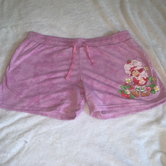 Strawberry shortcake shorts - Picture 1 of 1